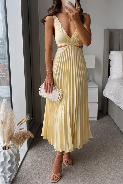 Elegant Pleated Midi Dress