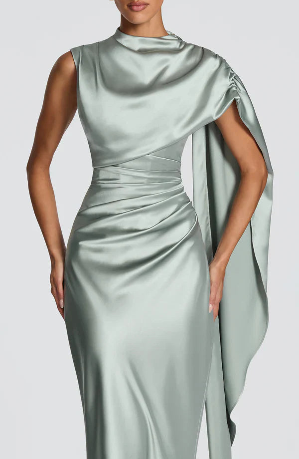 Evira Maxi Dress