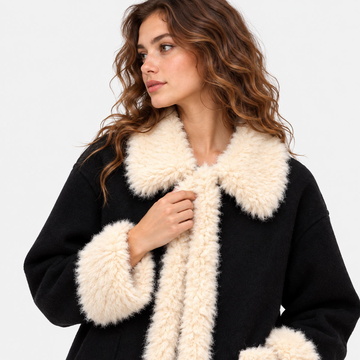 NAJAS | Women's Black Puffer Jacket with Fur Collar