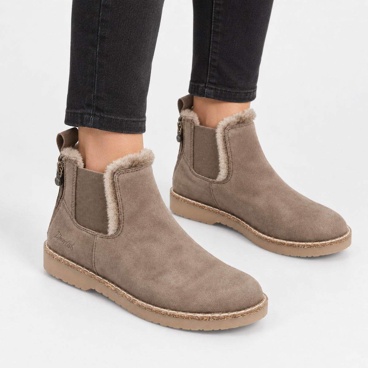 NAJAS | Women’s Suede Boots Warm Lined Winter Flat Heel Casual Shoes
